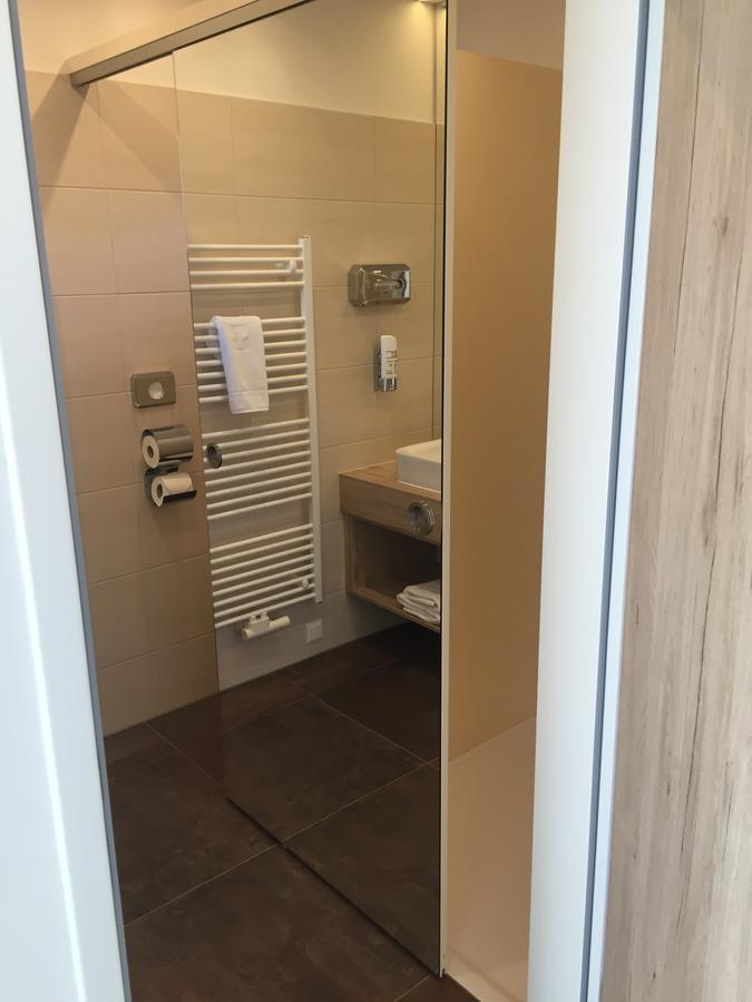 Burg Rooms - 24H Self-Check-In Spielberg Bei Knittelfeld エクステリア 写真