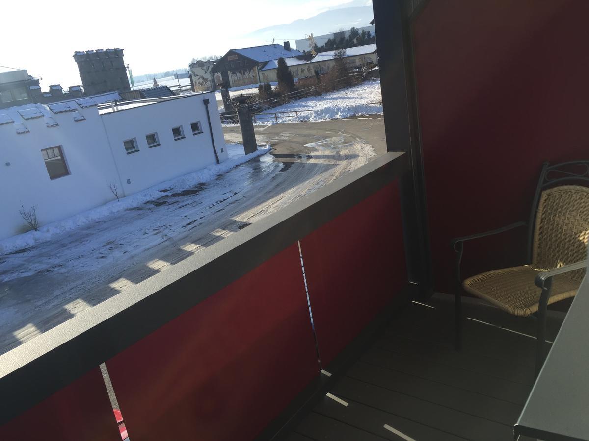 Burg Rooms - 24H Self-Check-In Spielberg Bei Knittelfeld エクステリア 写真