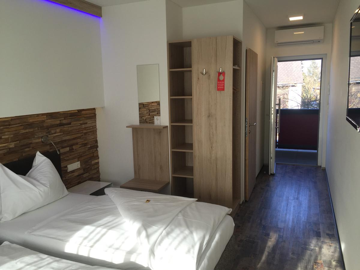 Burg Rooms - 24H Self-Check-In Spielberg Bei Knittelfeld エクステリア 写真