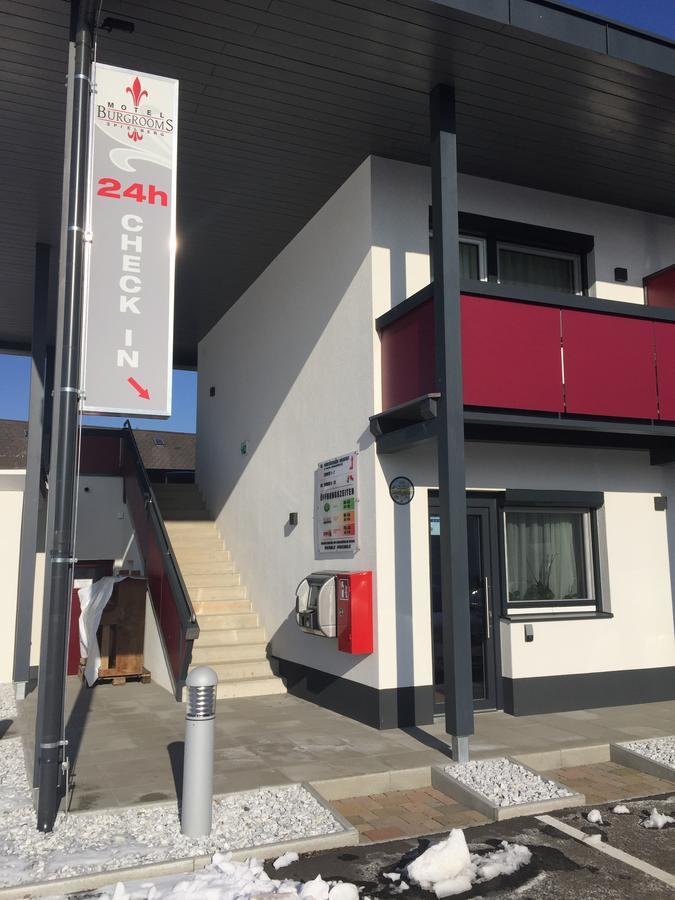 Burg Rooms - 24H Self-Check-In Spielberg Bei Knittelfeld エクステリア 写真